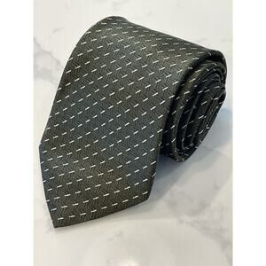 Giorgio Armani Forest Green Foulard Silk Tie 59.5 x 3.75 Made in Italy Career